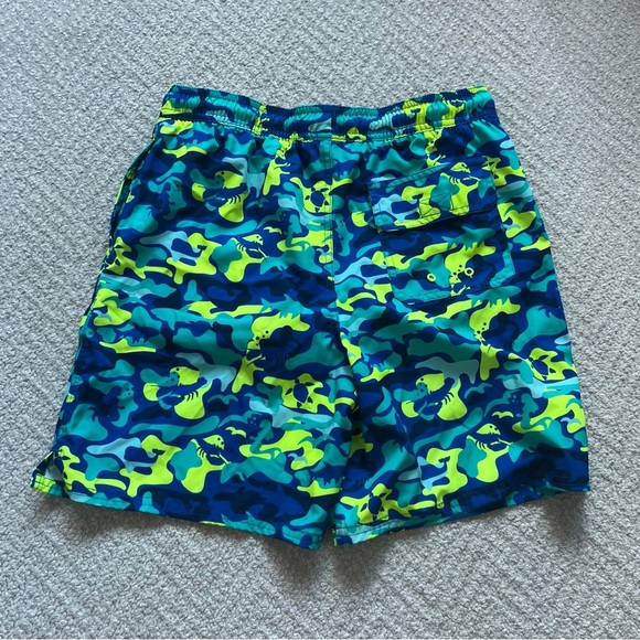 Vineyard Vines Swim Trunks - Picture 4 of 4